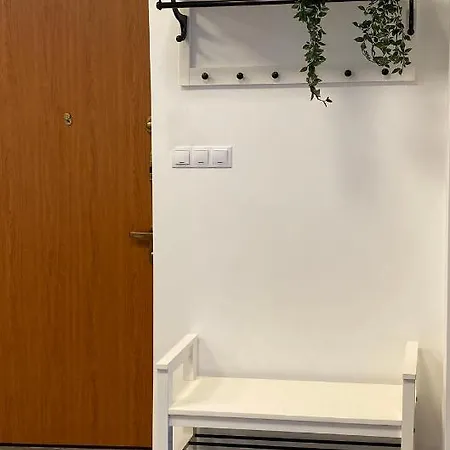 Hosoek Tornya Apartment *